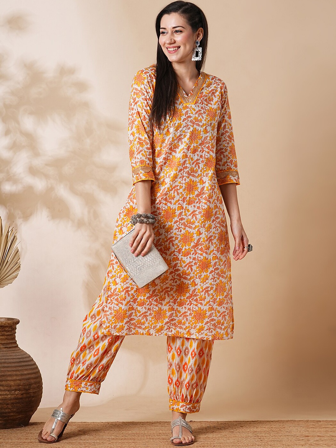 

Globus Orange Floral Printed Regular Pure Cotton Straight Kurta with Afghani Pant