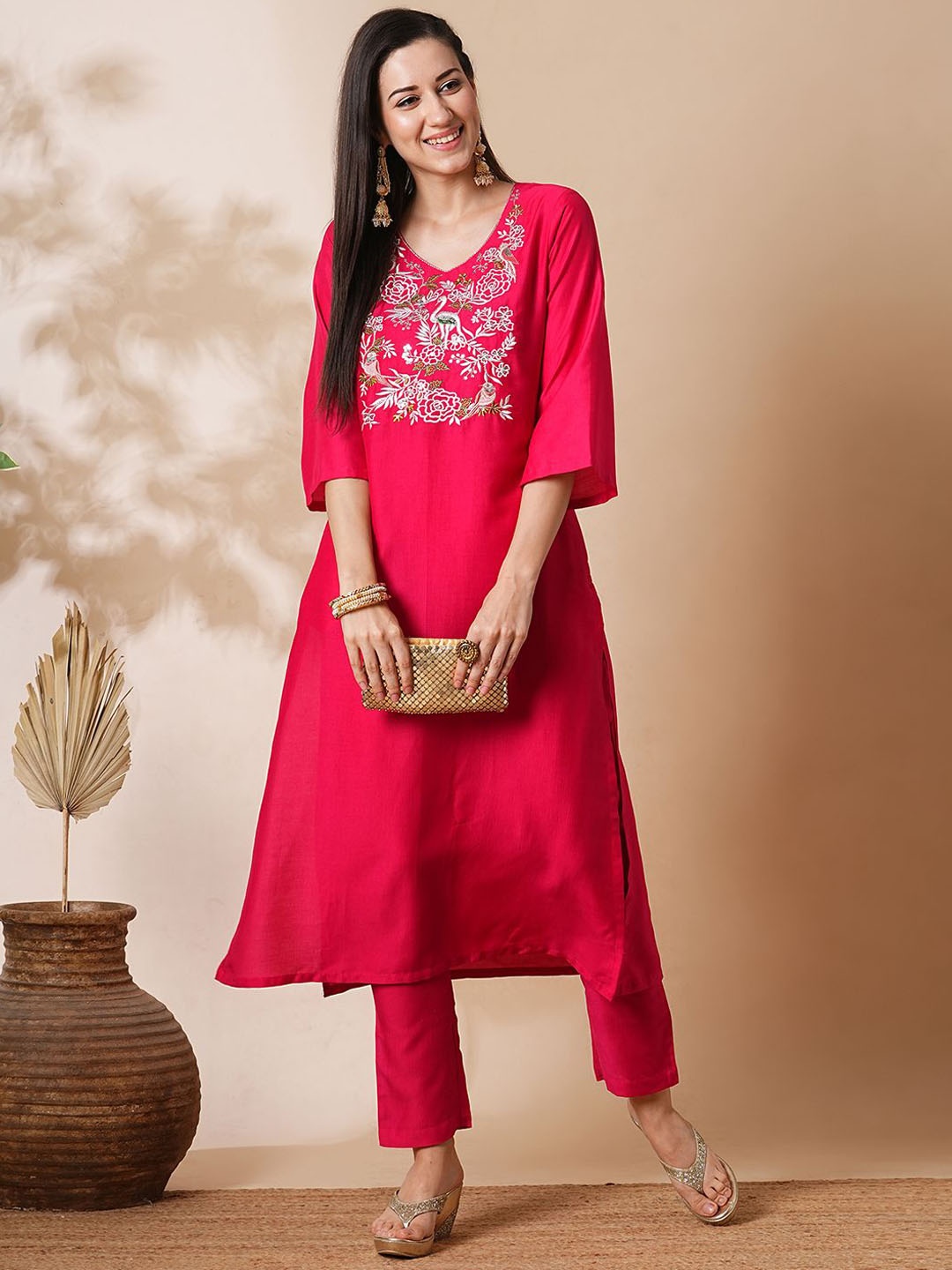 

Globus Pink Floral Embroidered Thread Work Straight Kurta With Trousers