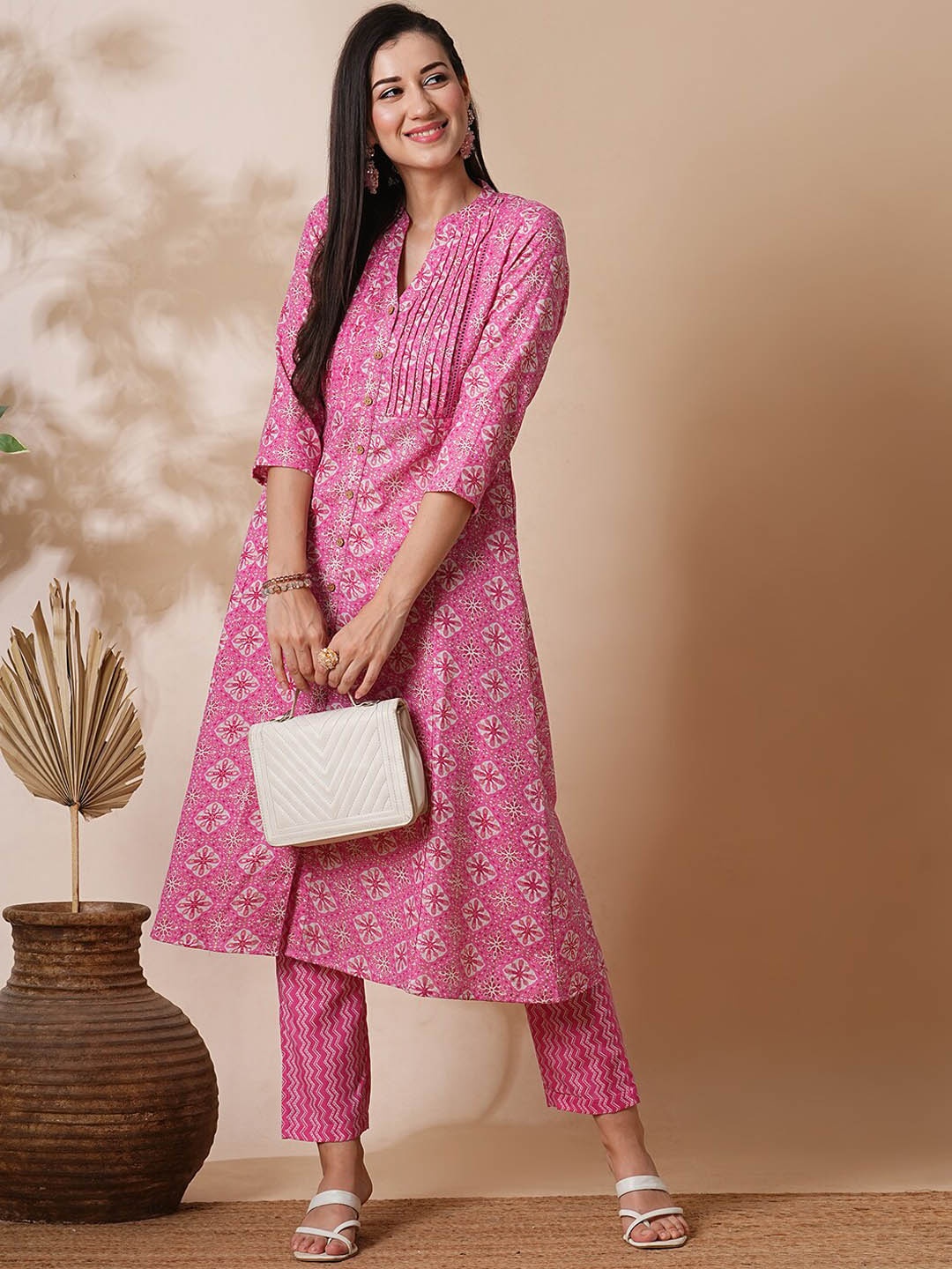 

Globus Pink Geometric Printed Band Collar A-Line Kurta With Trousers