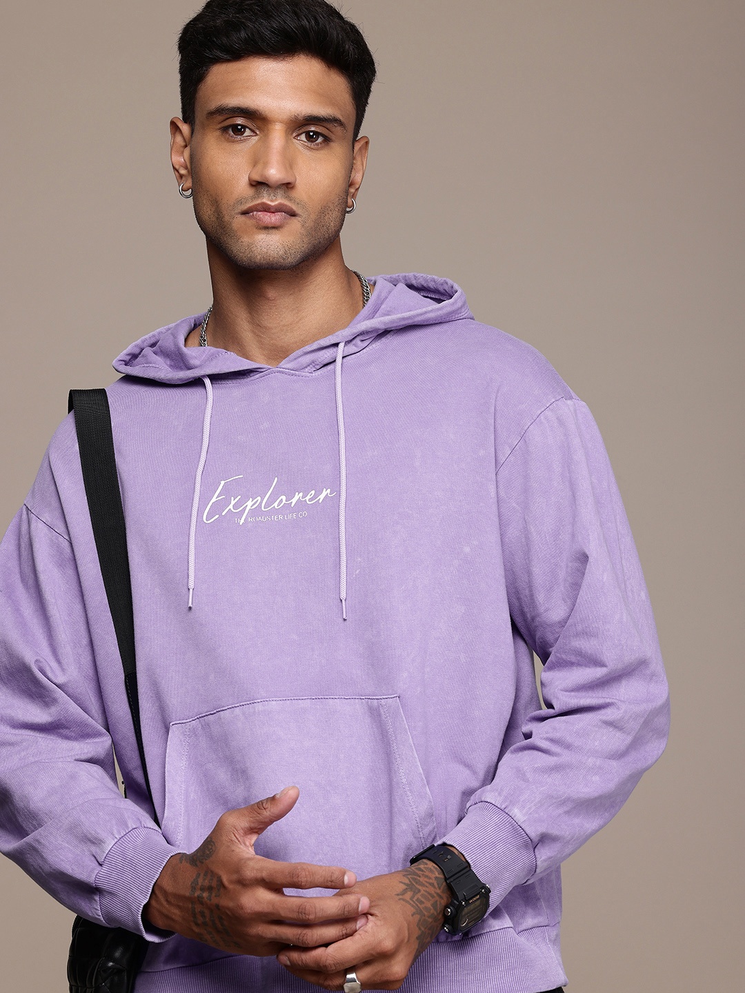 

The Roadster Life Co. Pure Cotton Printed Hooded Relaxed Fit Washed Effect Sweatshirt, Lavender