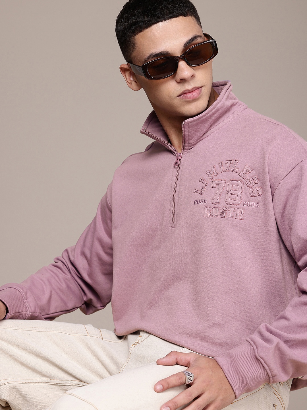 

The Roadster Life Co. Embroidered Mock Collar Relaxed Fit Sweatshirt, Pink