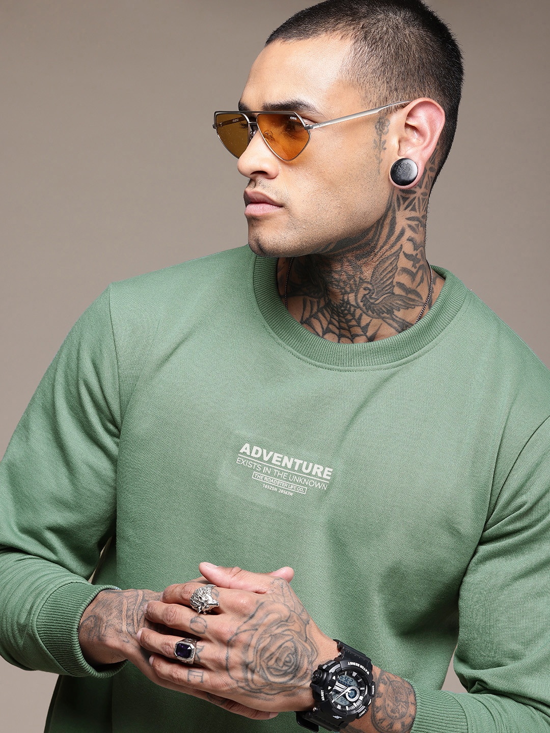 

The Roadster Life Co. Long Sleeves Round Neck Sweatshirt, Green