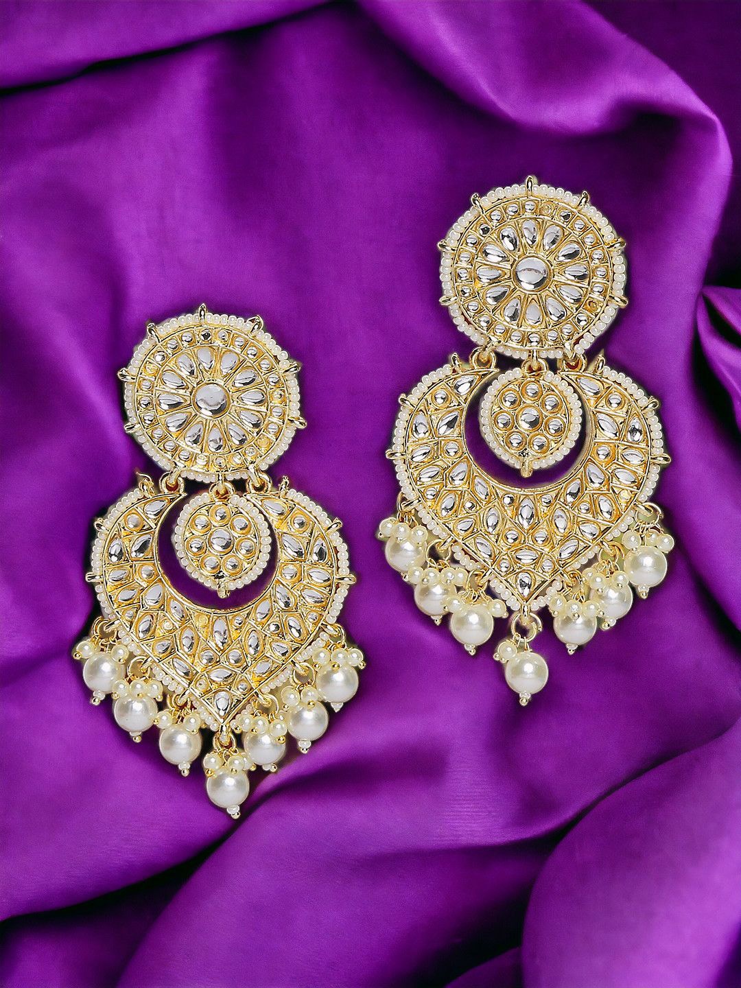 

Anouk Gold Toned Heart Shaped Kundan Chandbalis