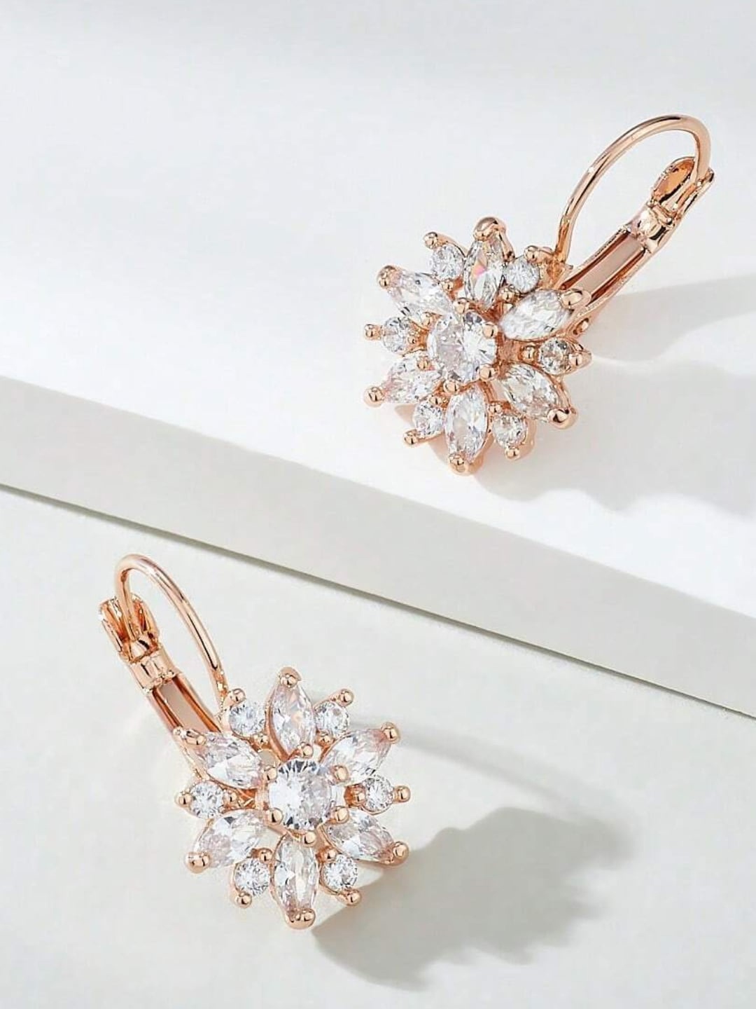

DressBerry Rose Gold Toned Floral Cubic Zirconia Drop Earrings