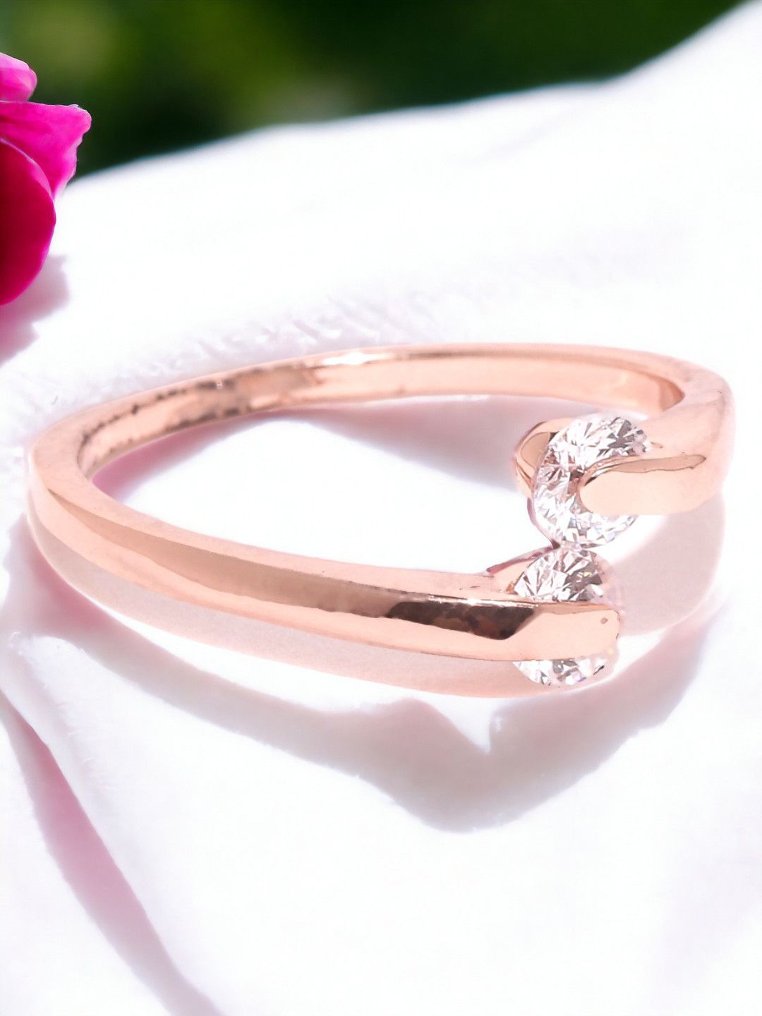 

DressBerry Rose Gold-Plated Cubic Zirconia Studded Finger Ring