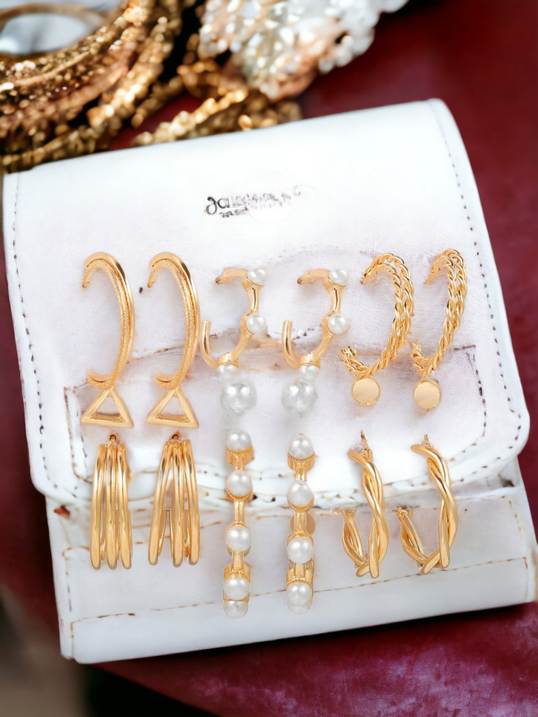

DressBerry Set of 9 Gold-Plated Contemporary Hoop Earrings
