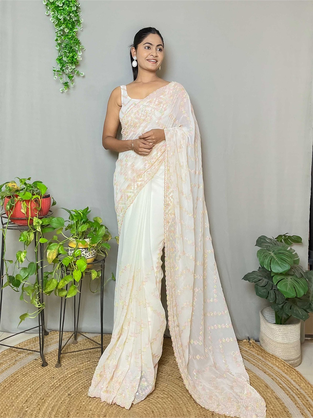 

Mitera Embellished Sequinned Saree, White