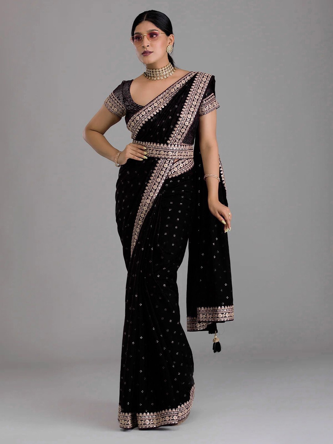 

THE52 Ethnic Motifs Embroidered Belted Saree, Black