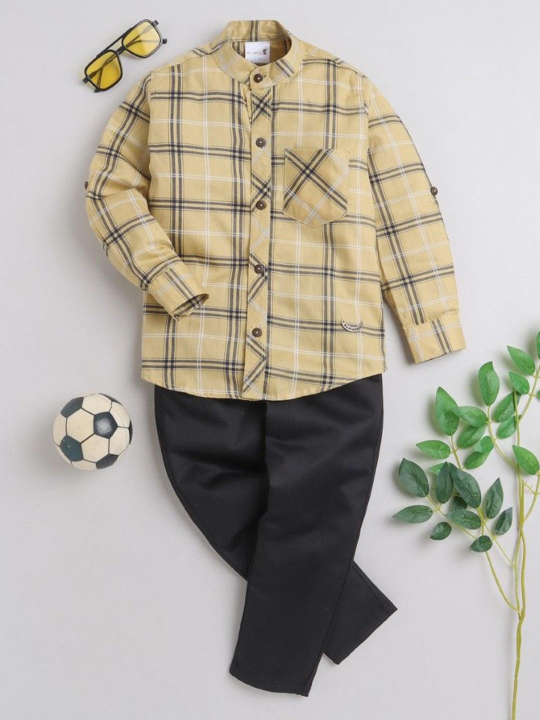 

BAATCHEET Boys Printed Mandarin Collar Pure Cotton Shirt With Short, Yellow