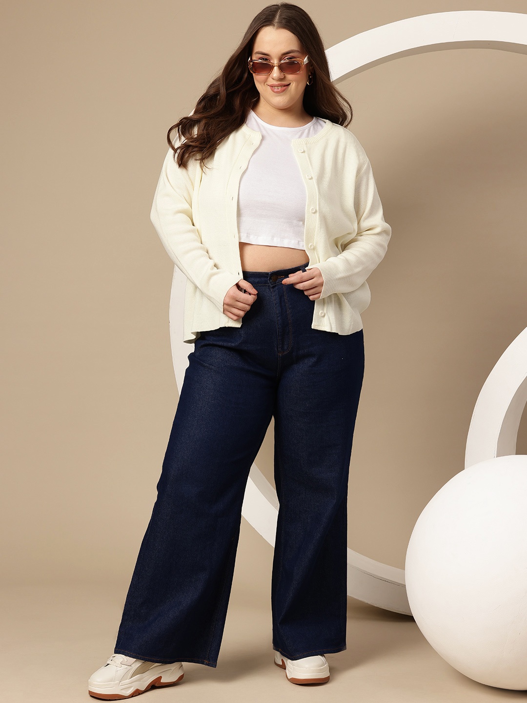 

Sztori Plus Size Round Neck Cardigan, White