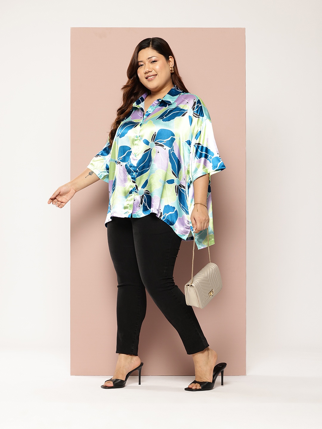 

Sztori Plus-Size Floral Print Satin-Finish Shirt, Blue
