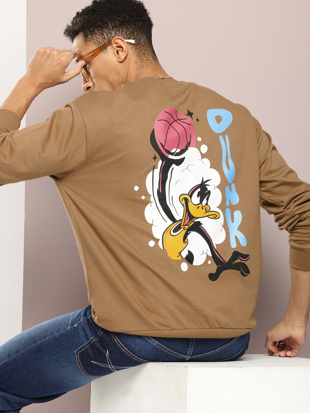 

Kook N Keech Looney Tunes Donald Duck Relaxed Fit Pure Cotton Sweatshirt, Brown