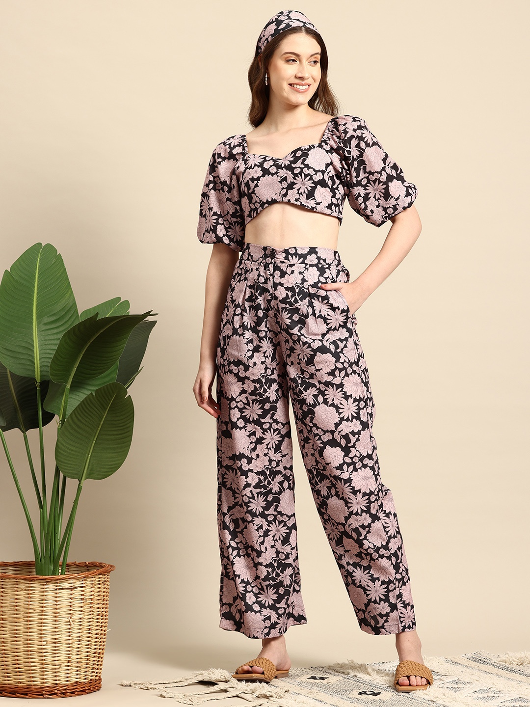 

Mast & Harbour Floral Printed Co-Ords, Black