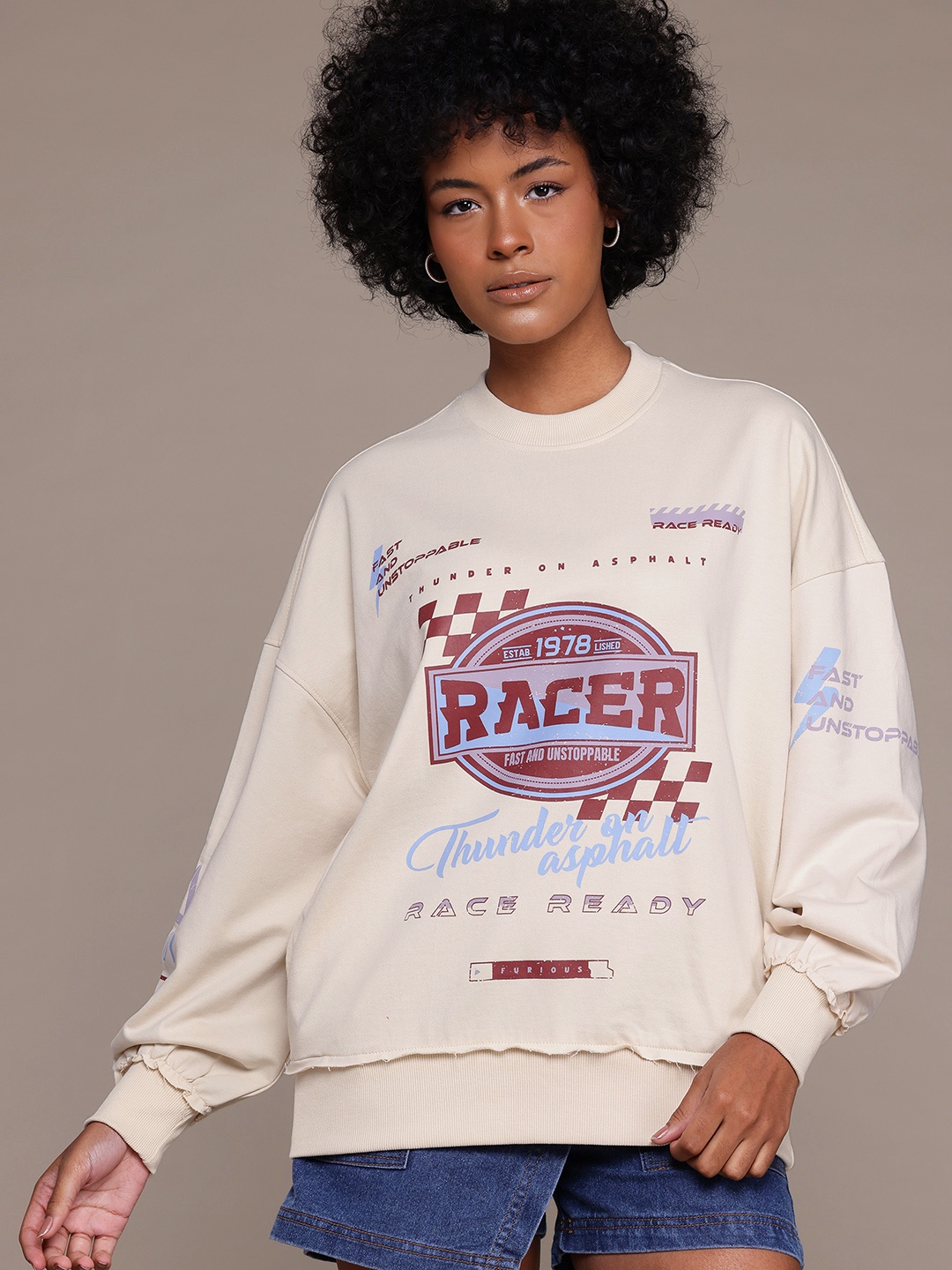 

The Roadster Lifestyle Co. Printed Drop-Shoulder Sleeves Sweatshirt, Off white