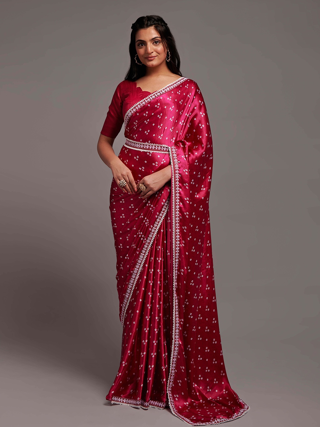 

THE52 Women Bandhani Printed Sequinned Saree With Blouse Piece, Pink