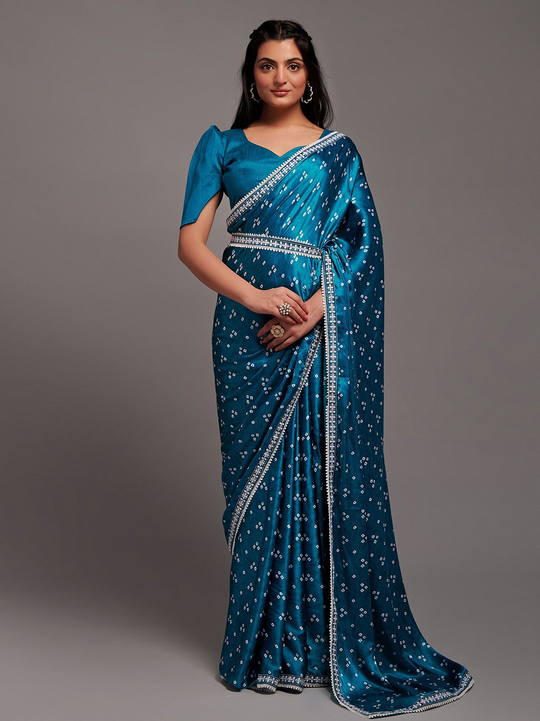 

THE52 Women Bandhani Printed Sequinned Saree With Blouse Piece, Blue