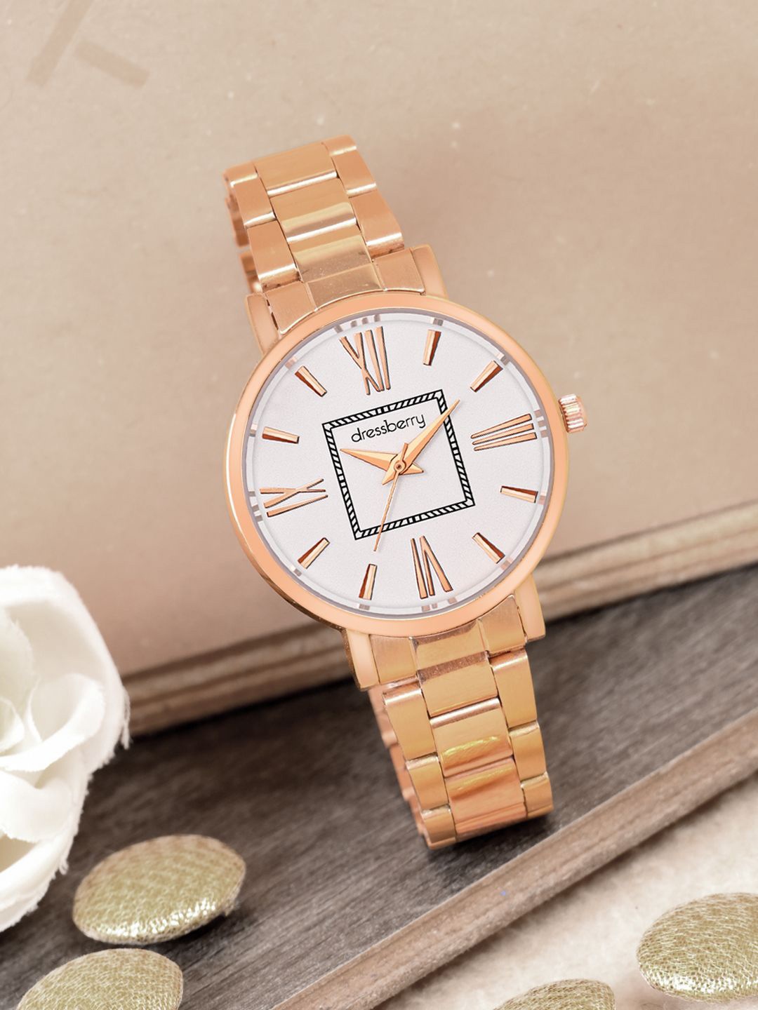 

DressBerry Women Rose Gold Toned Bracelet Style Straps Analogue Watch HOBDB-234-RG