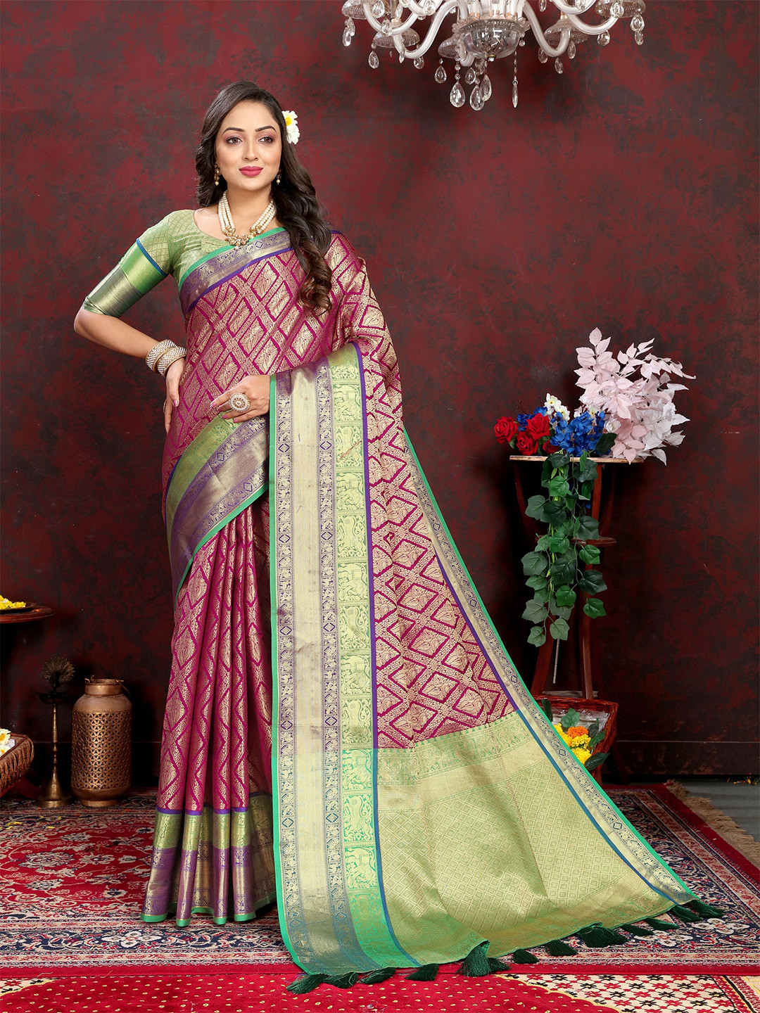 

Mitera Ethnic Motifs Woven Design Zari Banarasi Saree, Pink