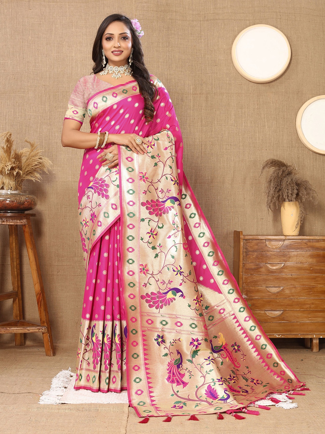 

Mitera Ethnic Motifs Zari Pure Silk Paithani Saree, Pink