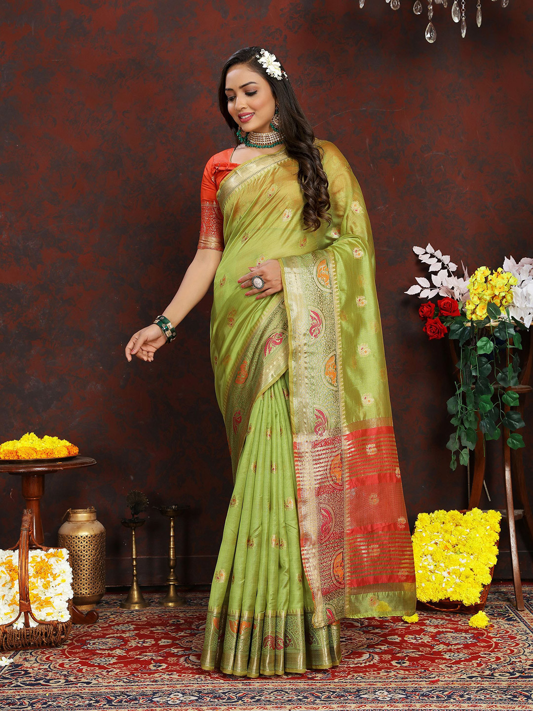 

Mitera Ethnic Motifs Zari Organza Banarasi Saree, Green