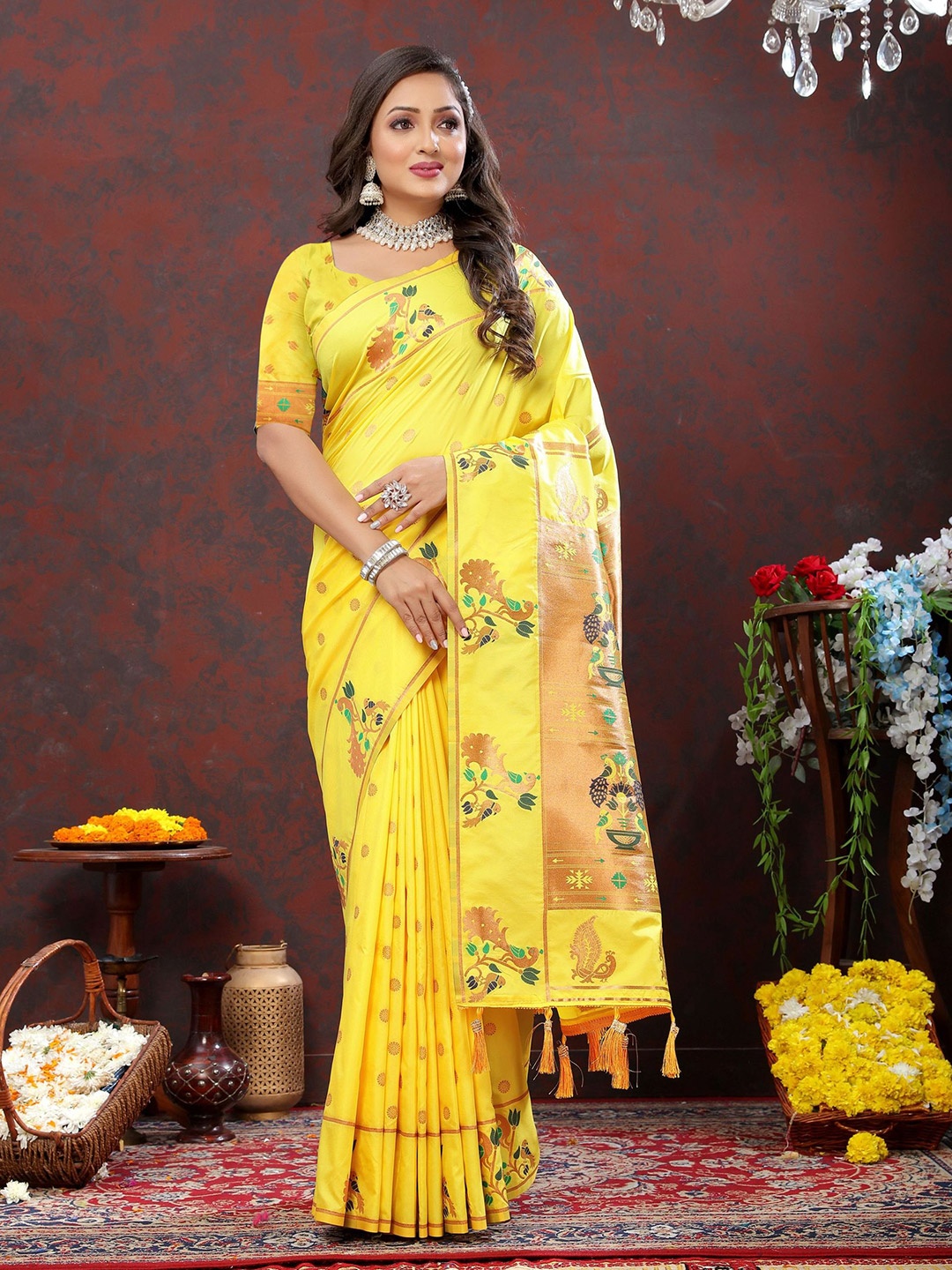 

Mitera Ethnic Motifs Zari Pure Silk Paithani Saree, Yellow