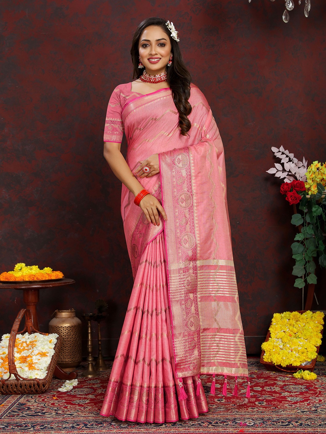 

Mitera Ethnic Motifs Zari Banarasi Saree, Pink