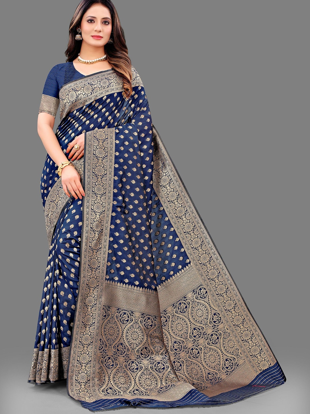 

Mitera Ethnic Motifs woven design Pure Silk Banarasi Saree, Navy blue