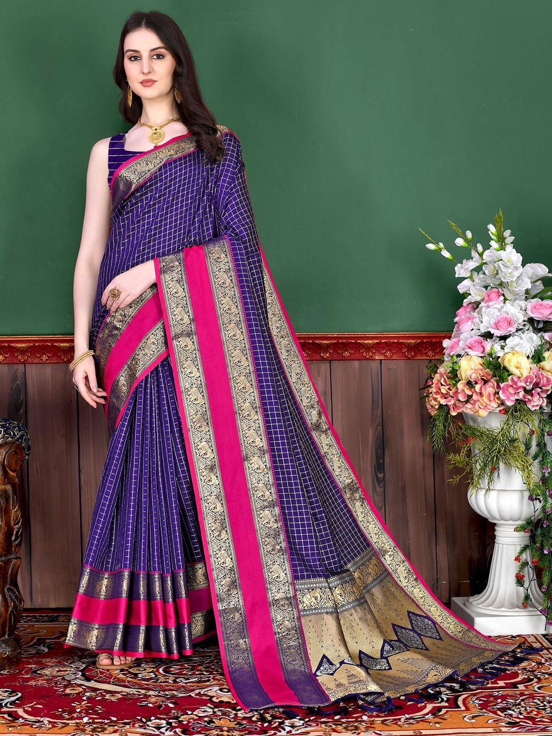 

Mitera Ethnic Motifs Zari Pure Silk Banarasi Saree, Navy blue