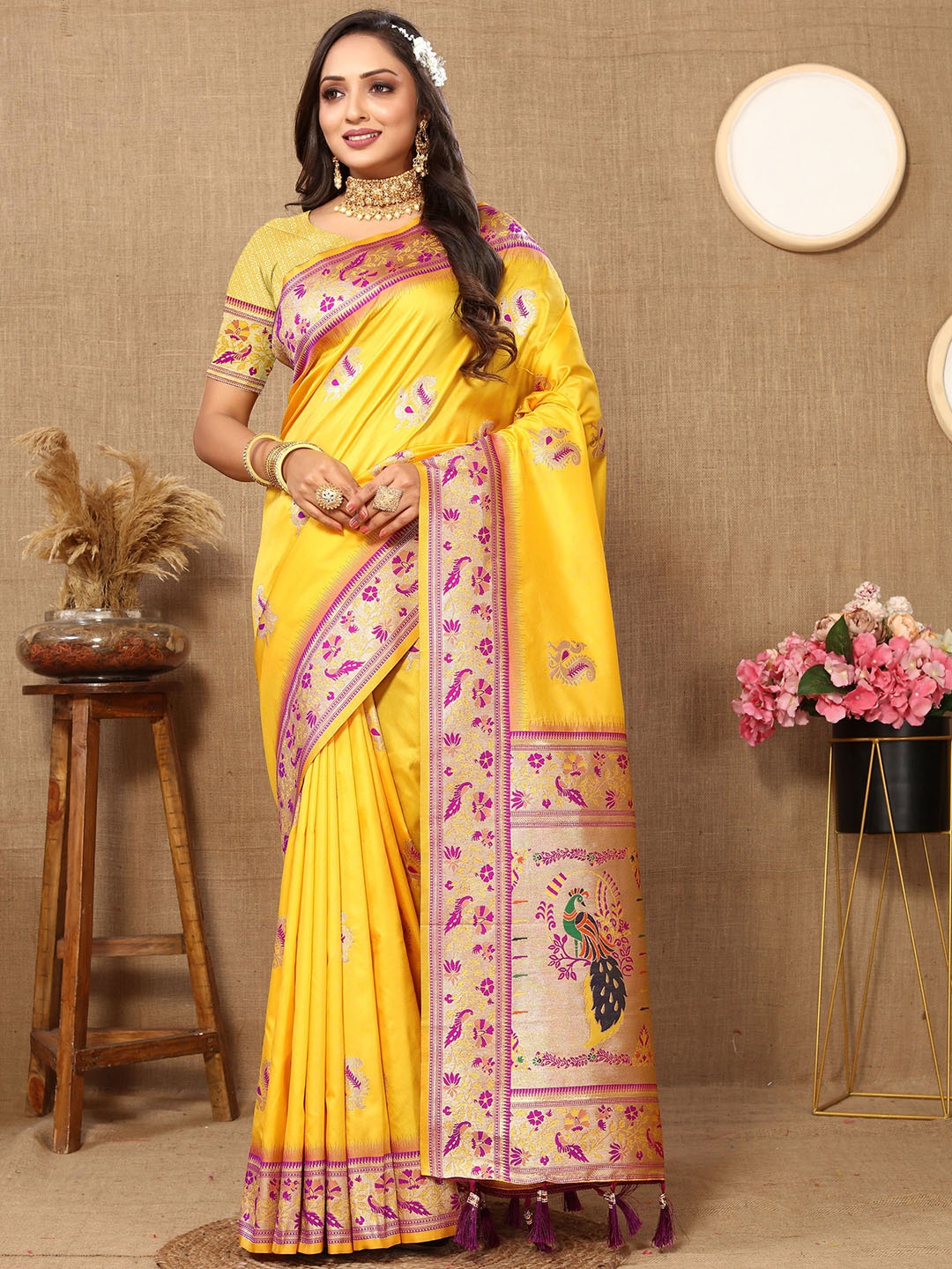 

Mitera Ethnic Motifs Zari Pure Silk Paithani Saree, Yellow