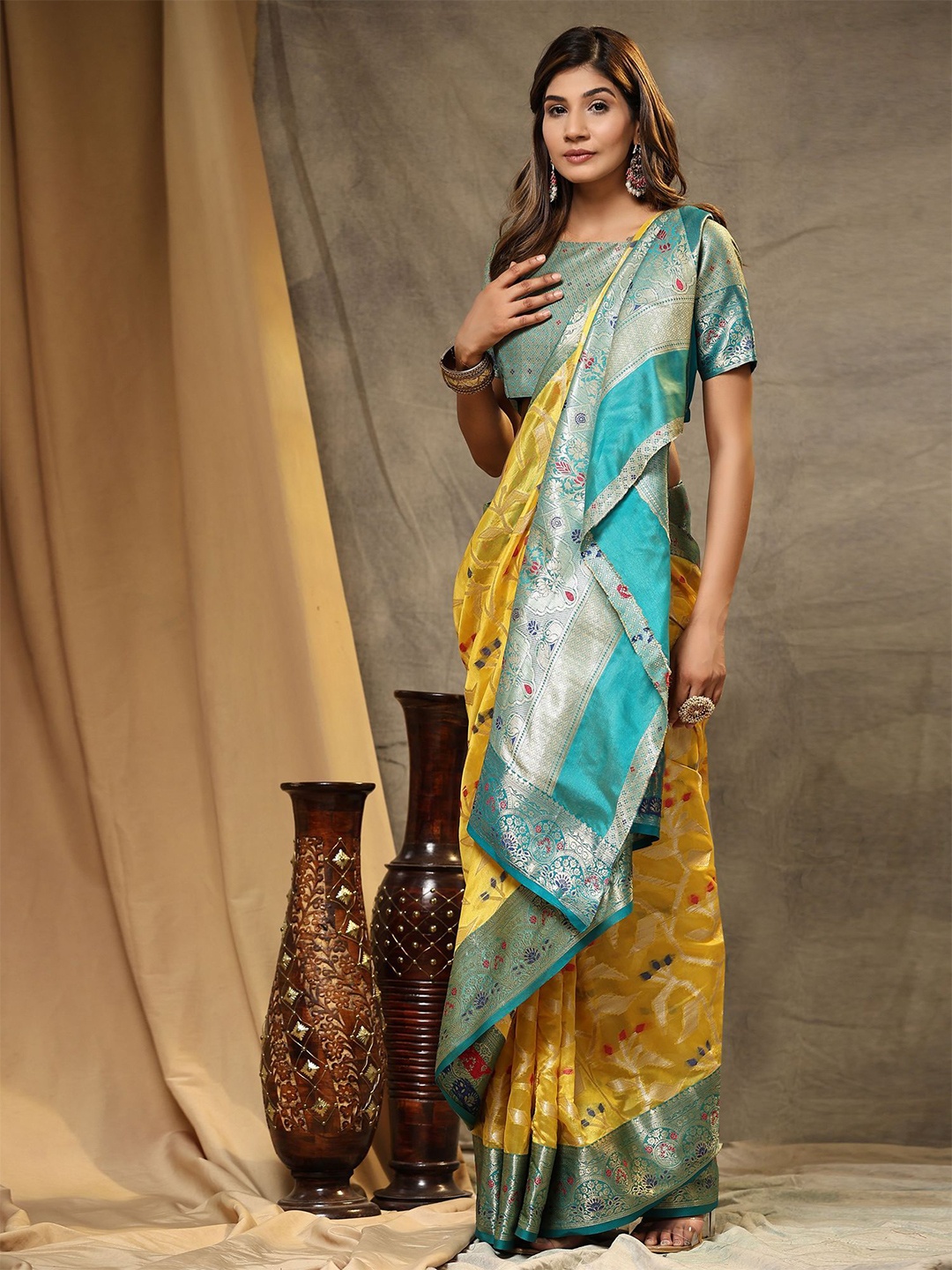 

Mitera Ethnic Motifs Zari Organza Banarasi Saree, Yellow