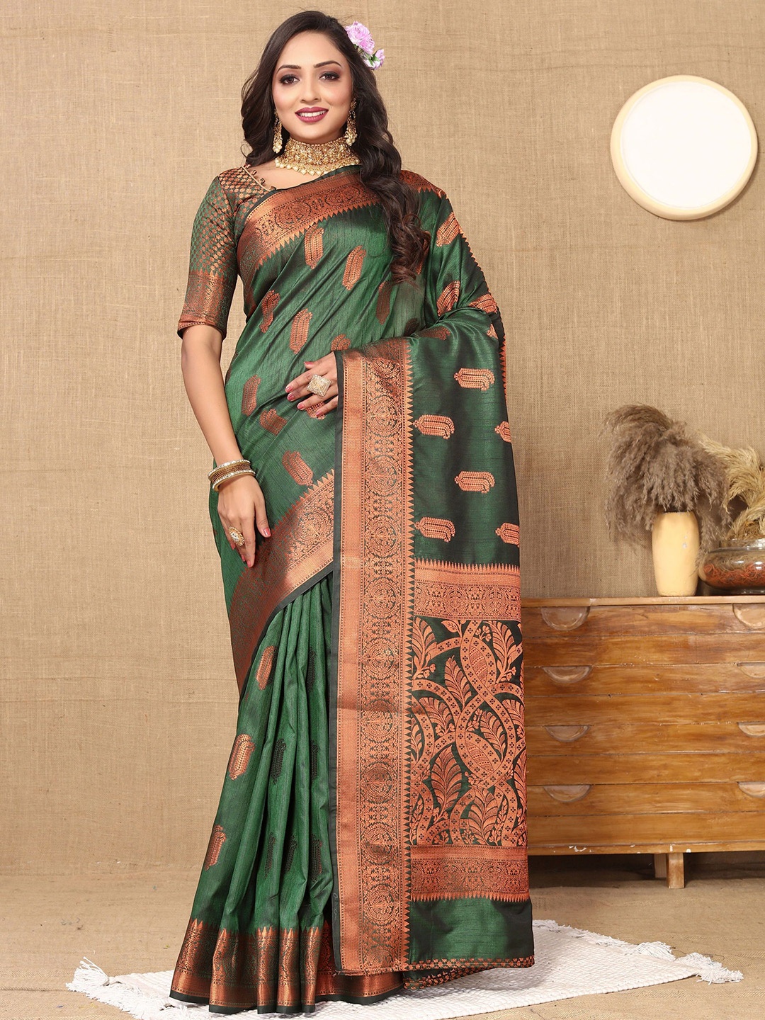 

Mitera Ethnic Motifs Zari Silk Cotton Banarasi Saree, Green