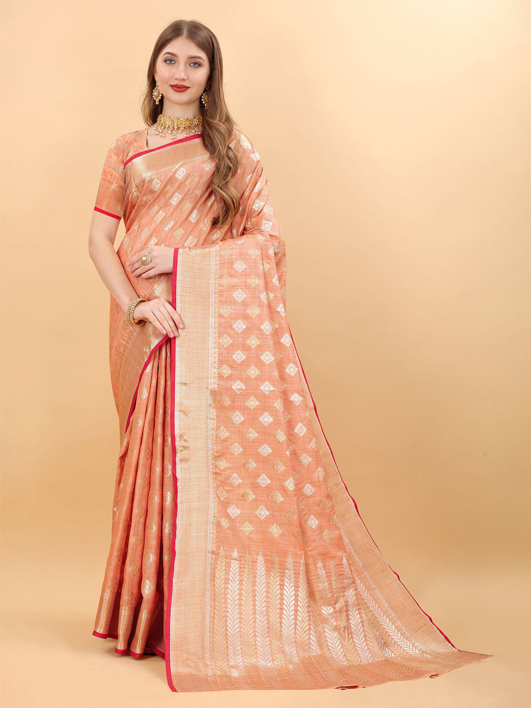 

Mitera Ethnic Motifs Zari Pure Silk Banarasi Saree, Peach