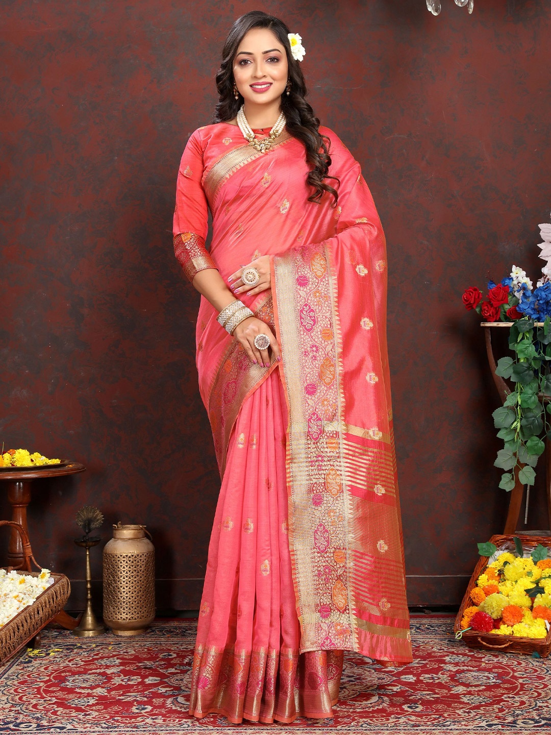 

Mitera Ethnic Motifs Zari Organza Banarasi Saree, Peach