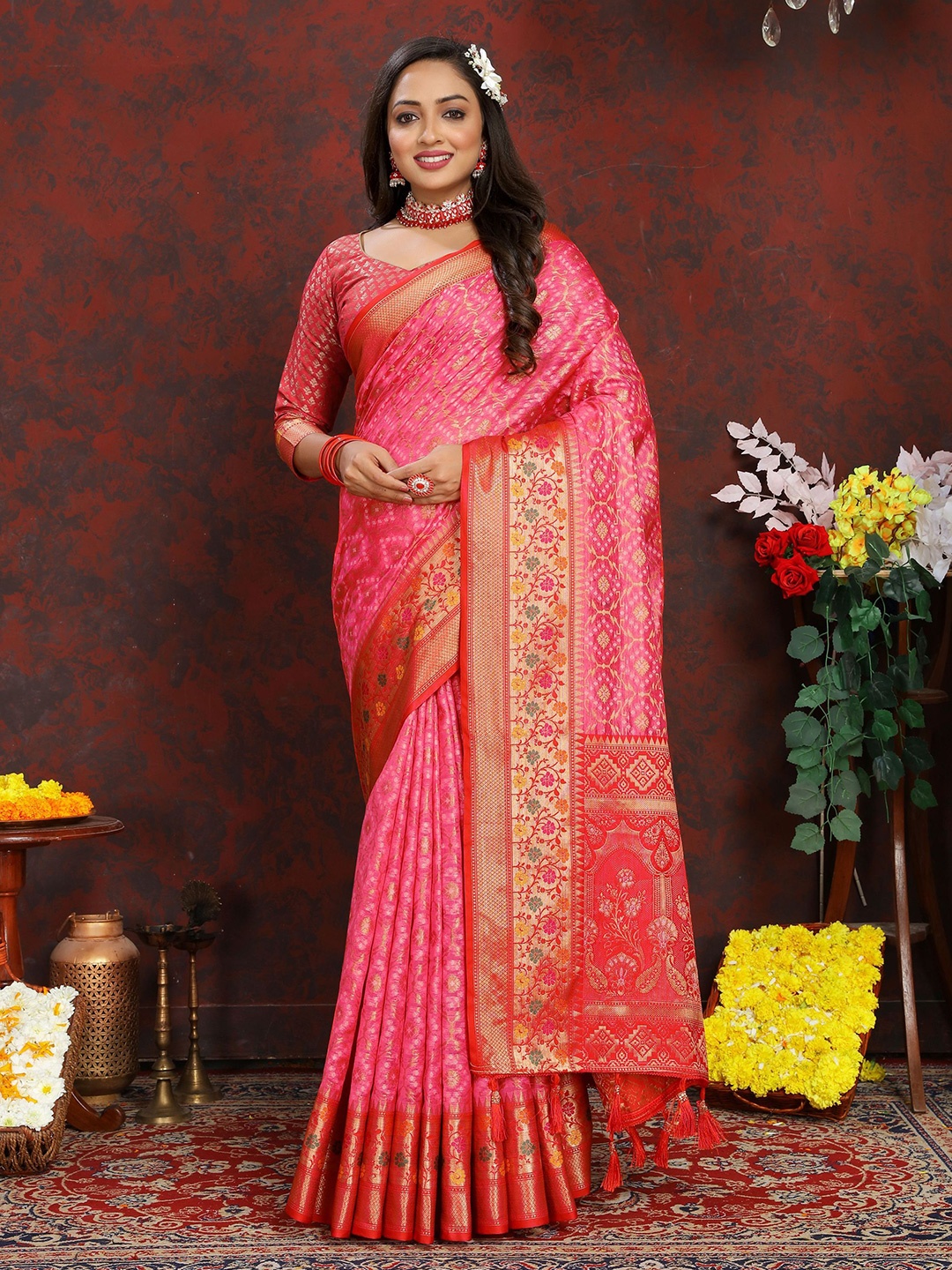 

Mitera Ethnic Motifs Zari Organza Banarasi Saree, Pink