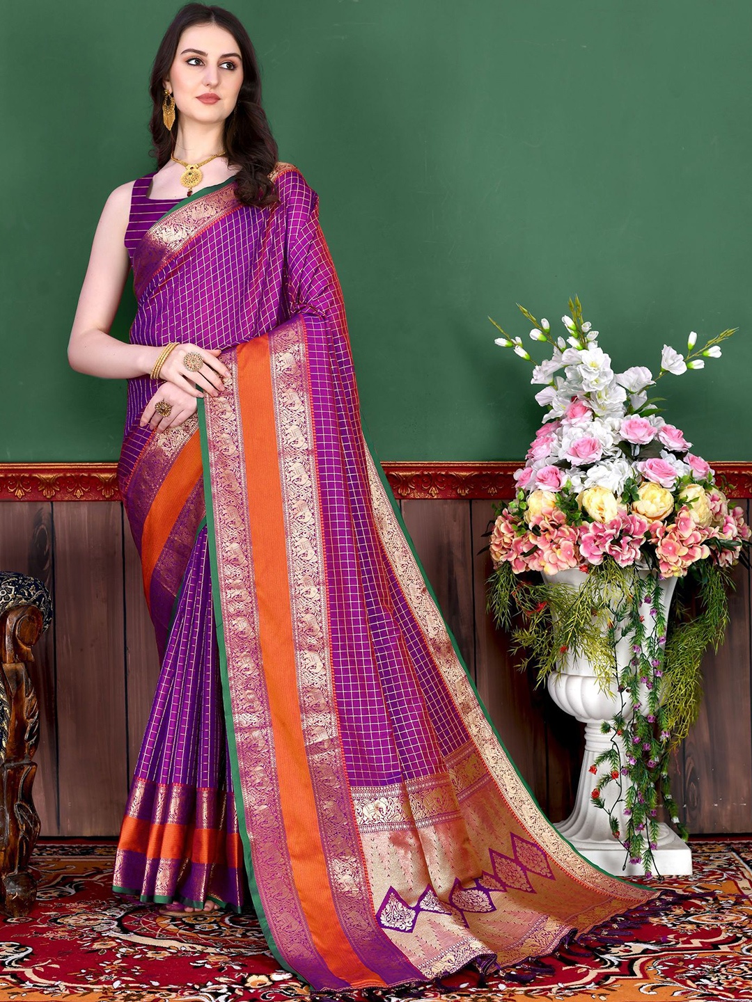 

Mitera Ethnic Motifs Zari Pure Silk Banarasi Saree, Purple