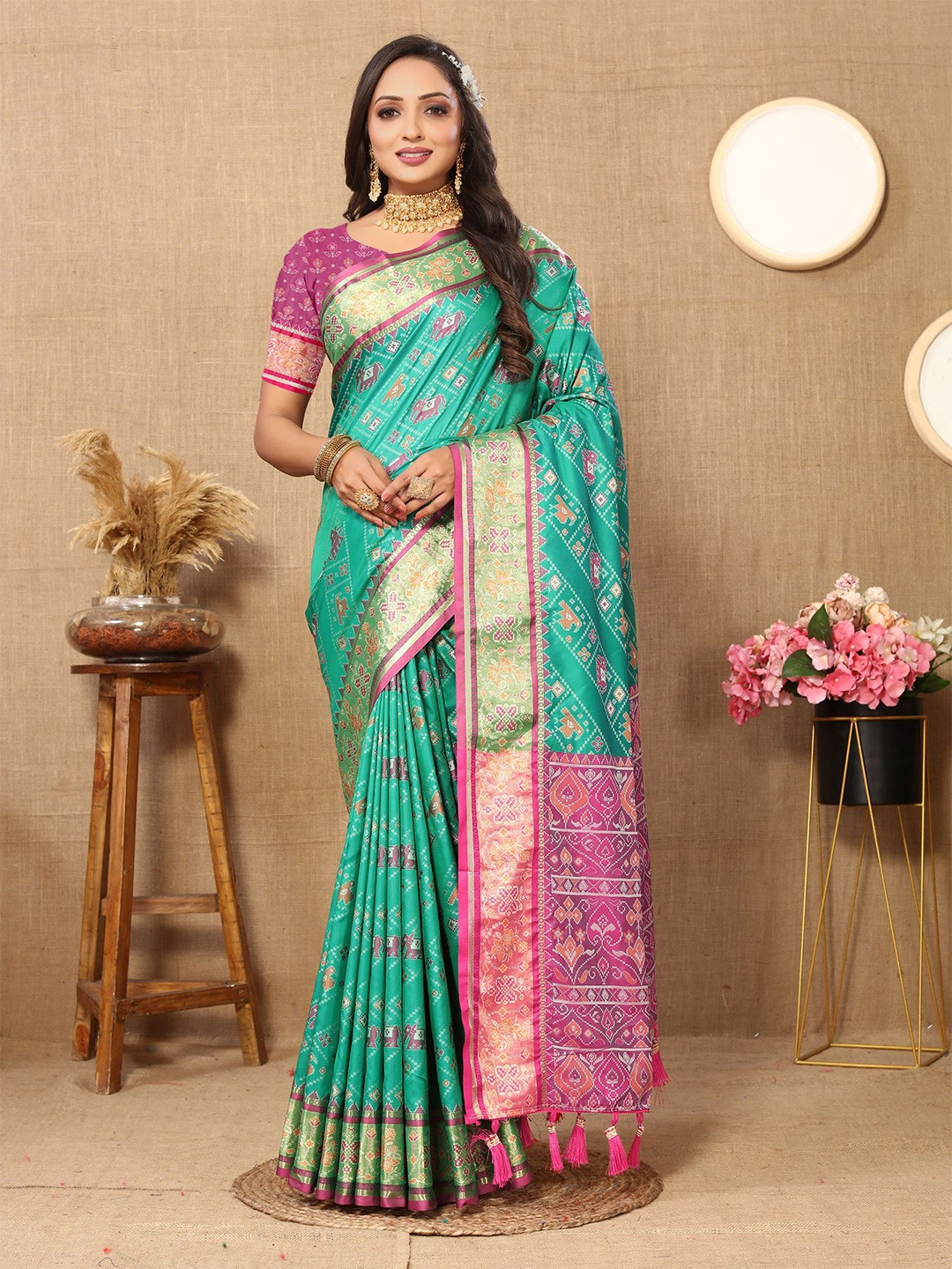 

Mitera Ethnic Motifs Zari Pure Silk Patola Saree With Blouse Piece, Blue