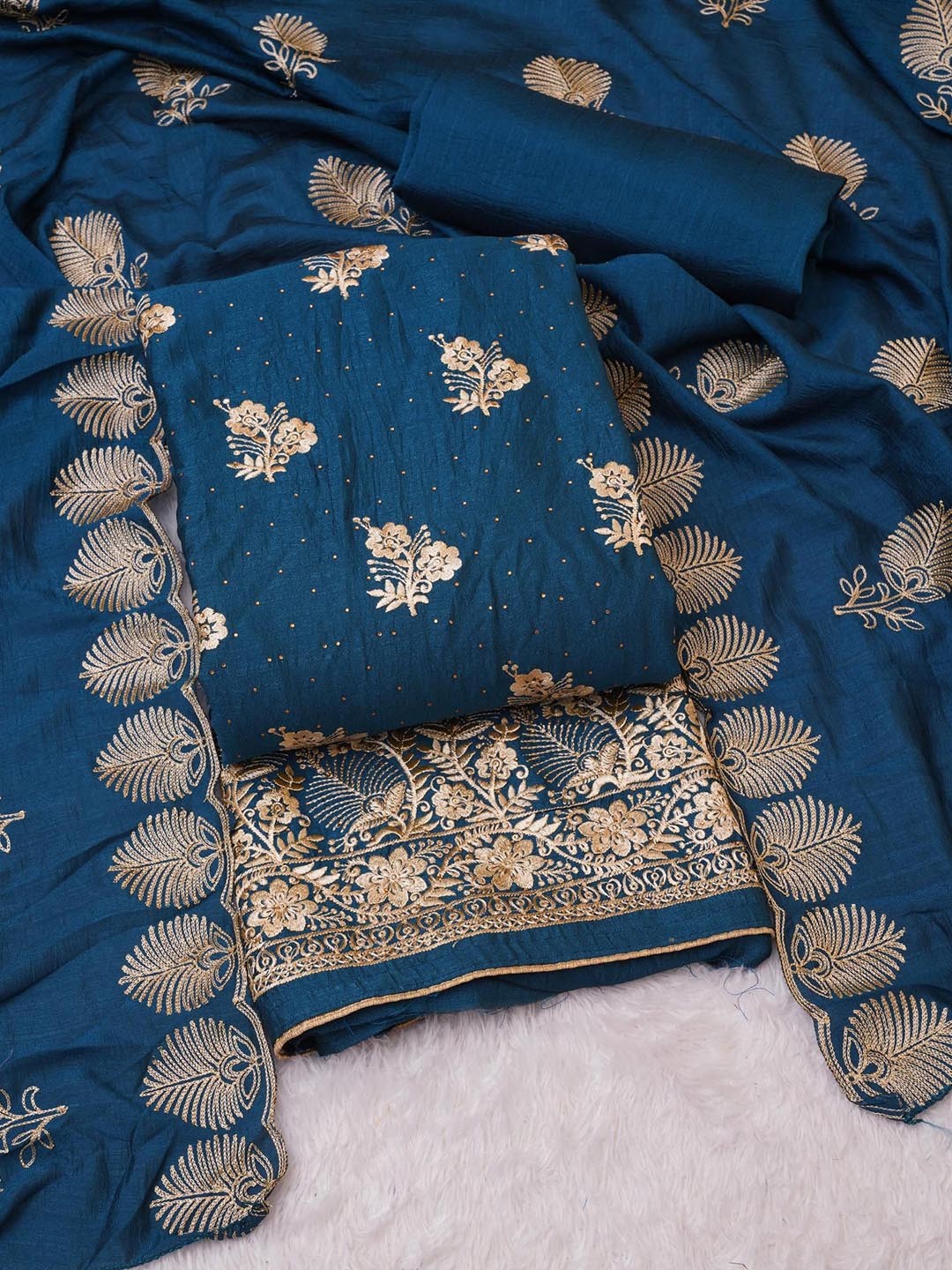 

Panzora Embroidered Unstitched Dress Material, Blue
