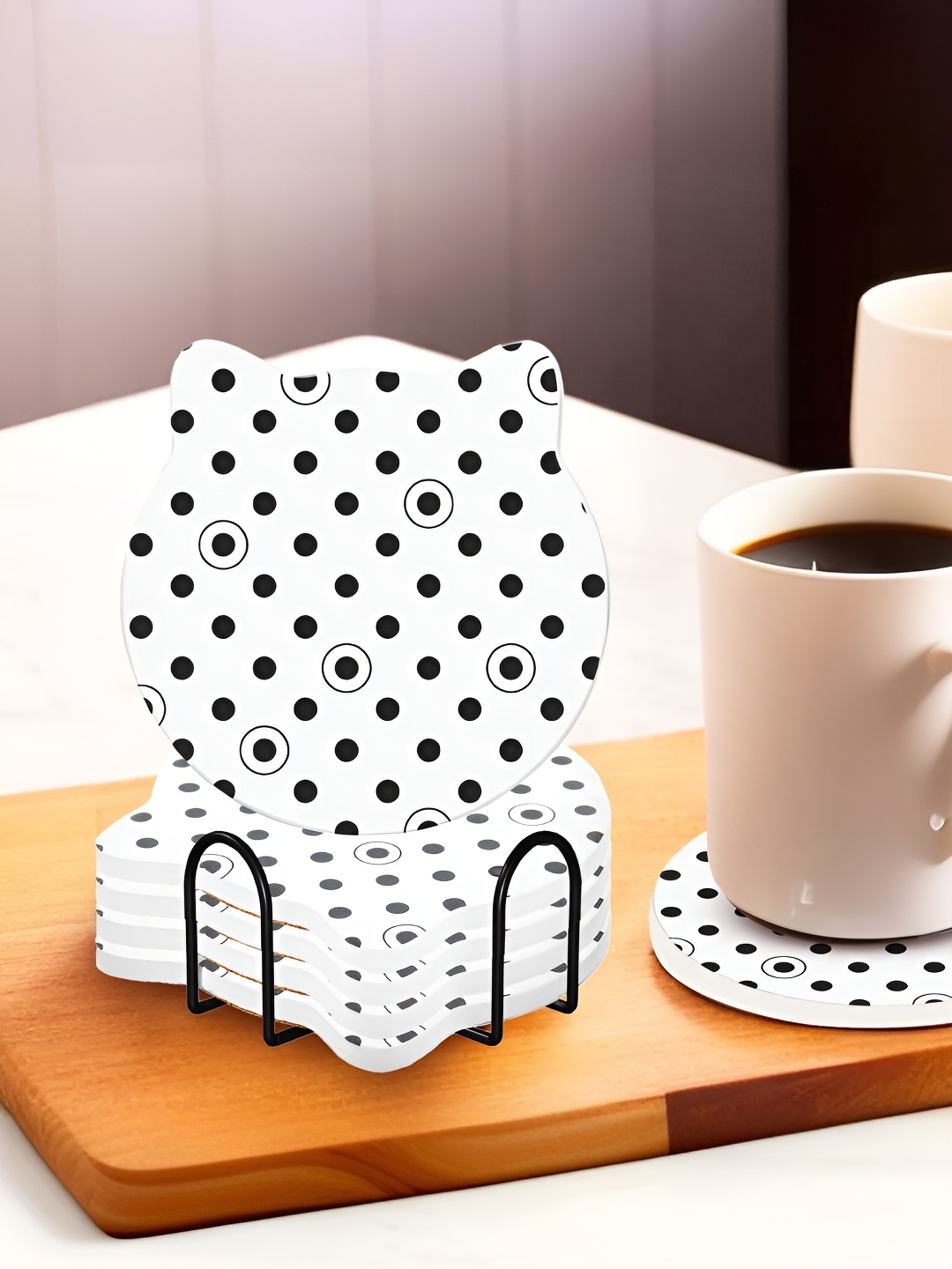 

UMAI Black & white 6 Pcs Printed Coasters With Steel Holder