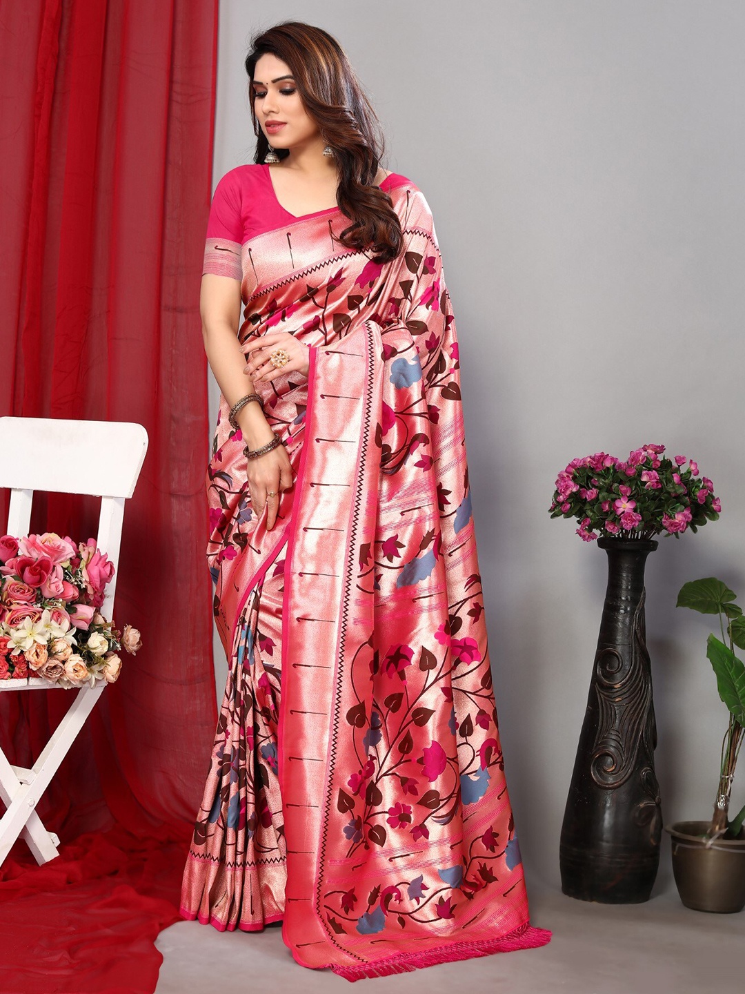 

LeeliPeeri Designer Woven Design Zari Banarasi Saree, Peach