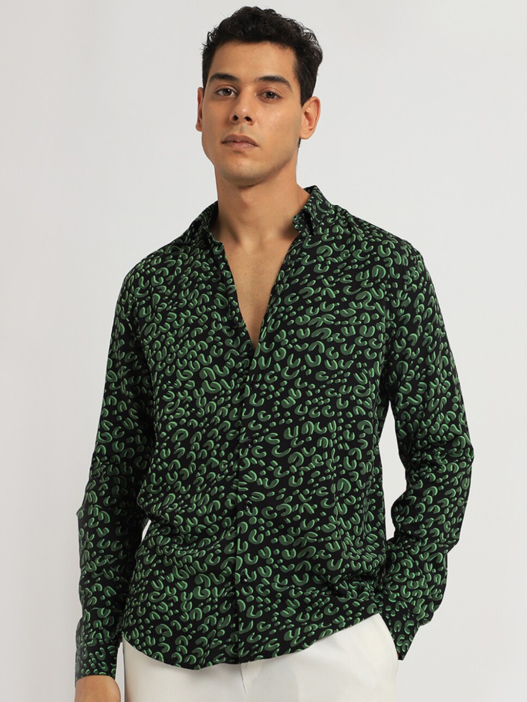 

Banana Club Men Abstract Printed Casual Shirt, Green