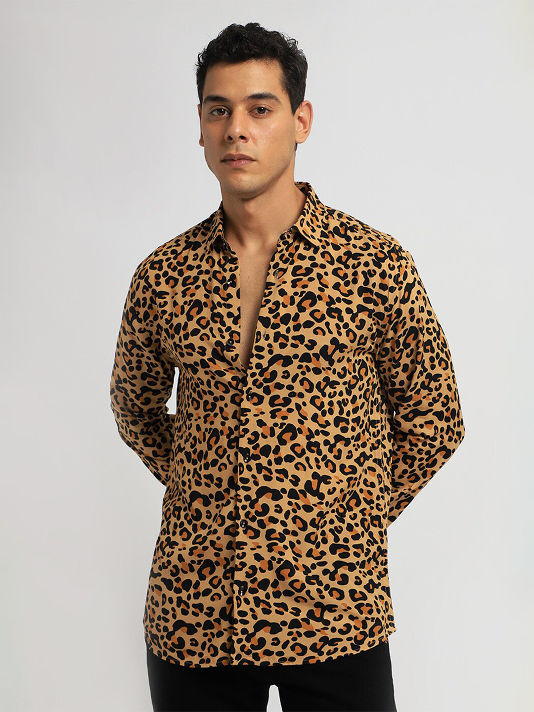 

Banana Club Men Classic Animal Opaque Printed Casual Shirt, Black