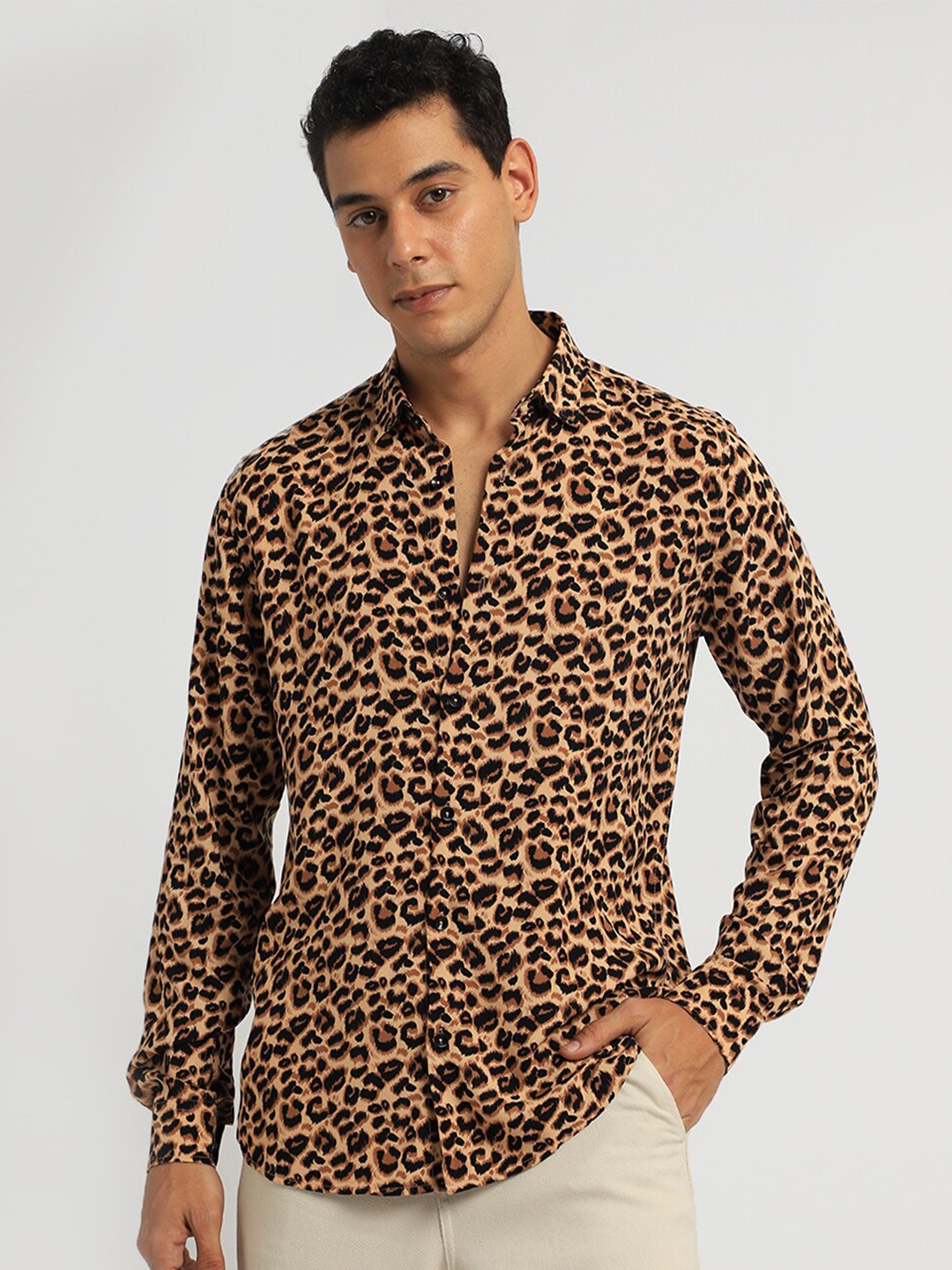 

Banana Club Men Classic Animal Printed Casual Shirt, Brown