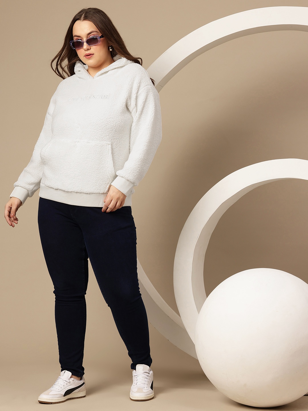 

Sztori Plus Size Contrast Detail Sweatshirt Fleece Hooded Sweatshirt, White