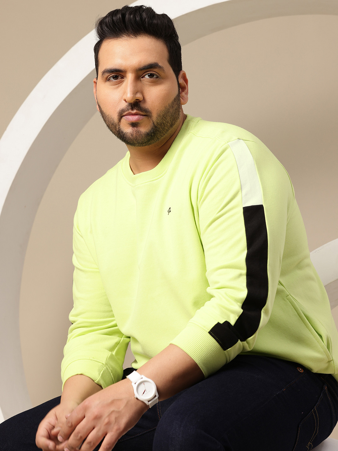 

Sztori Plus Size Monochrome Panel Detail Regular Fit Sweatshirt, Lime green