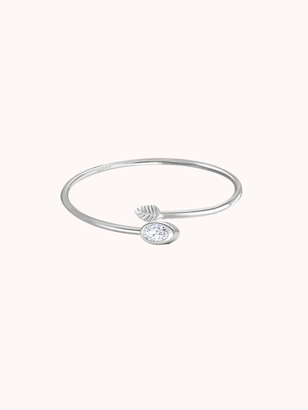 

HighSpark 92.5 Sterling Silver Radiant Leaf stone Adjustable Ring