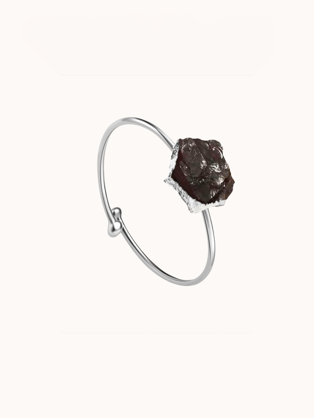 

HighSpark 92.5 Sterling Silver Garnet Studded Adjustable Finger Ring