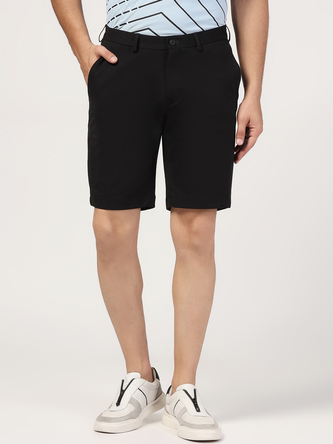 

Blackberrys Men Solid TechPro Slim Fit Above Knee Shorts, Black