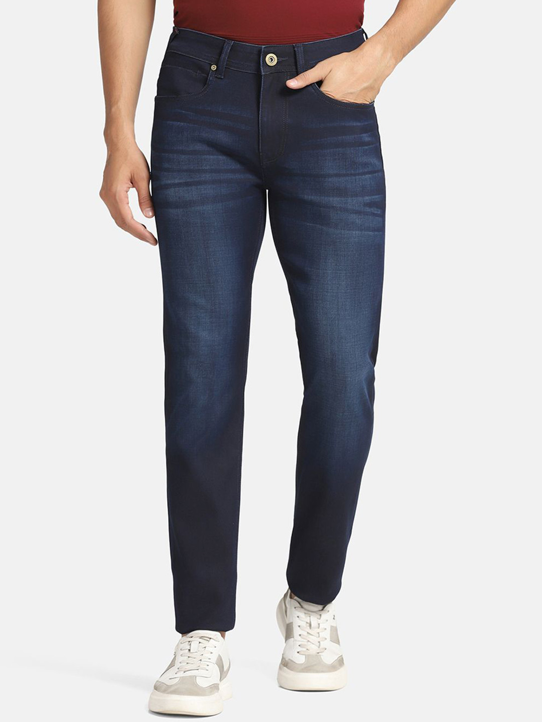 

Blackberrys Men Jean Skinny Fit Low-Rise Clean Look Light Fade Stretchable Jeans, Blue