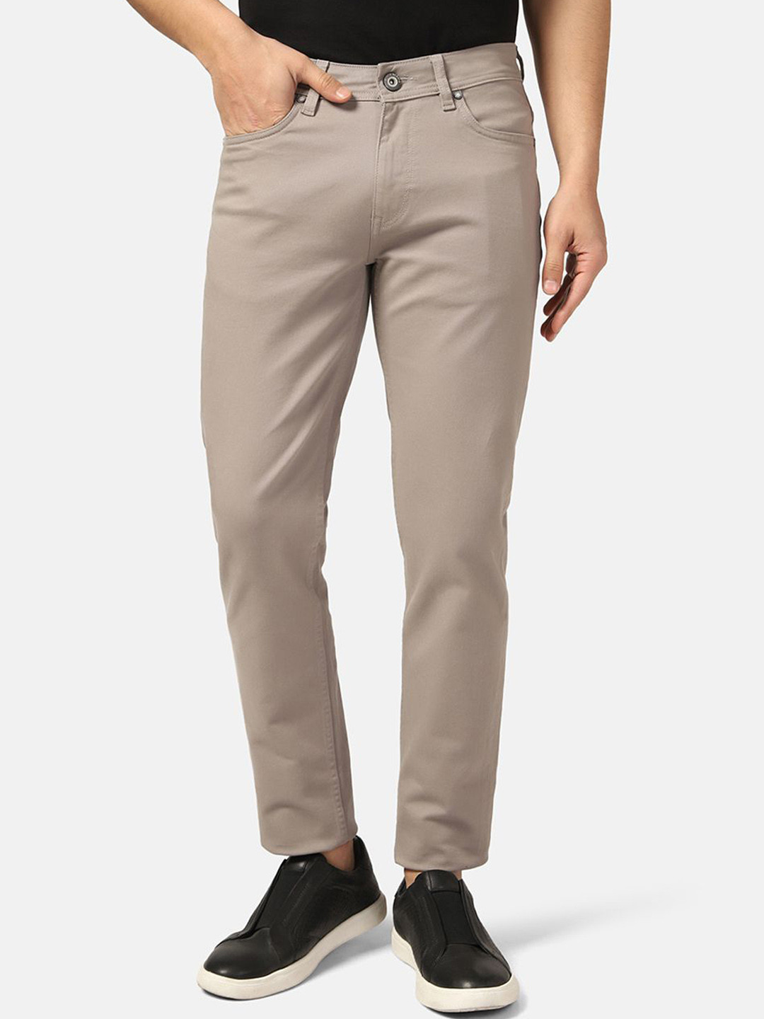 

Blackberrys Men Clean Look No Fade Coloured Low-Rise Slim Fit Stretchable Cotton Jeans, Grey