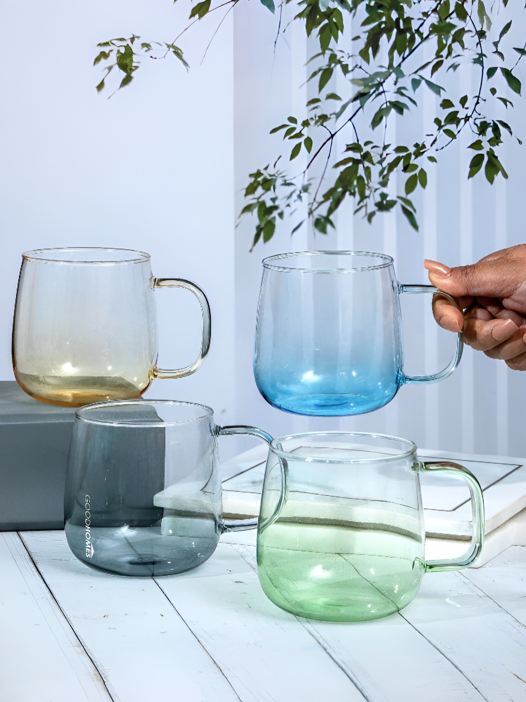 

Aura Transparent 4 Pieces Glass Glossy Dishwasher Safe Mugs 380 ml Each